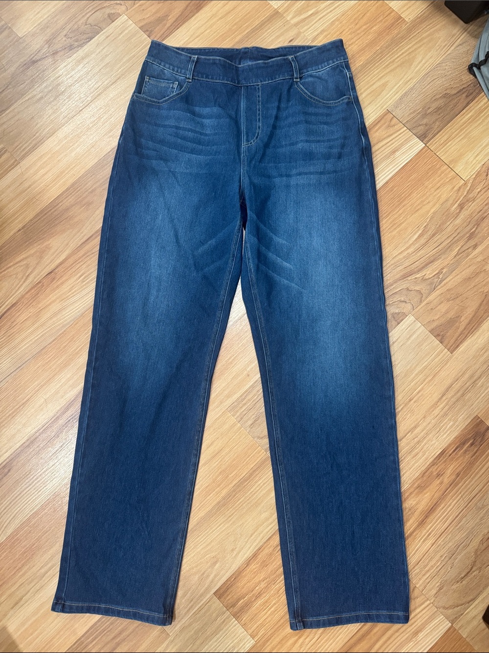 HALARA Womens Straight Leg Pull on Jeans in Dark Blue Wash
